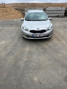 Kia Ceed - 1