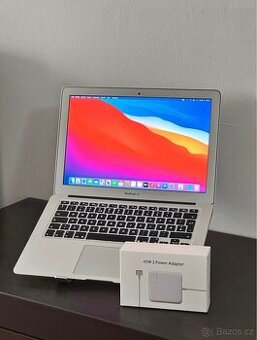 Macbook Air 2014 I5 4GB RAM 128GB SSD (Stav 7,5/10)