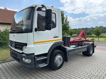 Mercedes Atego. 12.180. Nosič kontejneru.