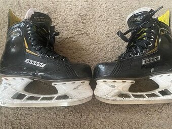 Bauer Supreme S29...5.5..38.5