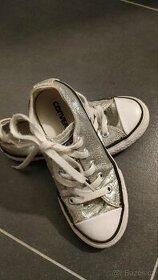 Dívčí boty Converse 28,5