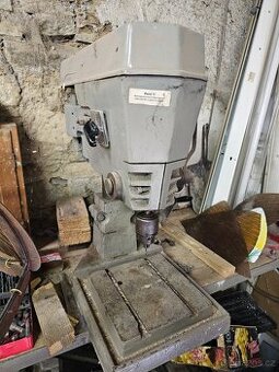 Stolní vrtačka FA13