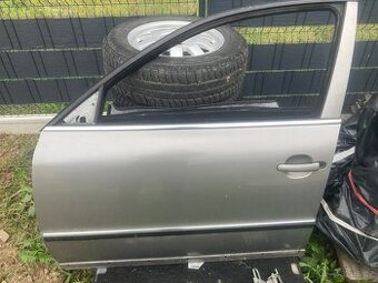 Levé přední dveře zlatošedá LF8H Škoda Superb 1 2007. 9202