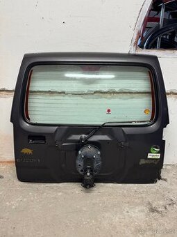 Suzuki Jimmy, zadní 5. (páté) dveře - 1