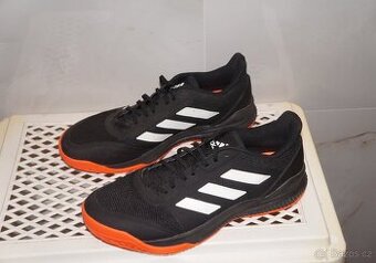 Skoro nové pánské házenkářské boty 45,5 tenisky sportovní ob