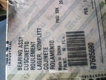 Sklízecí mlátička -kombajn CASE náhradní díly