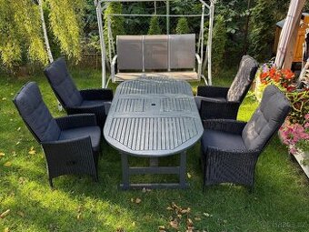 Zahradní nábytek