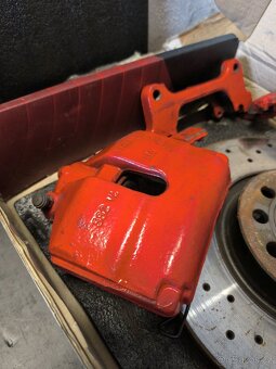 Přední przdy Golf 6 GTI