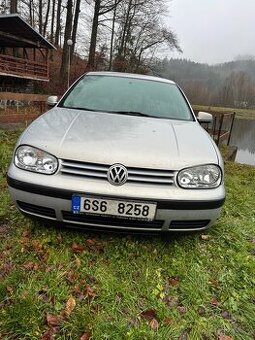 Golf 4