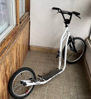 Koloběžka Wilcox TRIPER