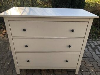 Komoda IKEA Hemnes
