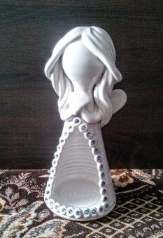 Andělíček se srdíčkem /Svícen porcelán 22 cm