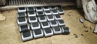 Drzaky do kufru audi a6 4f avant skoda superb