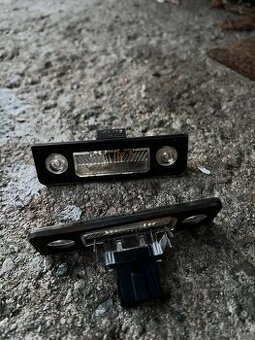 Rámeček osvětleni spz