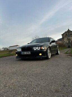 Bmw e39 528i tovární packet