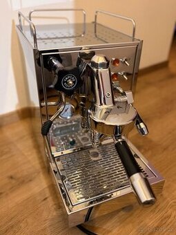 Pákový kávovar ECM Classika PID