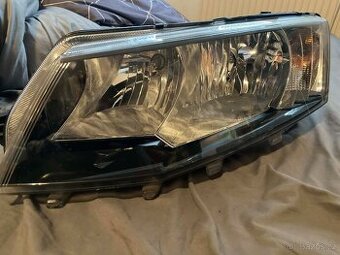 přední světla škoda octavia 3