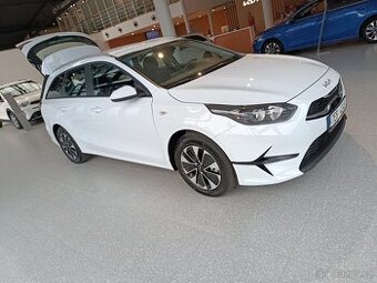 Přenechám operativní leasing – Kia Ceed SW