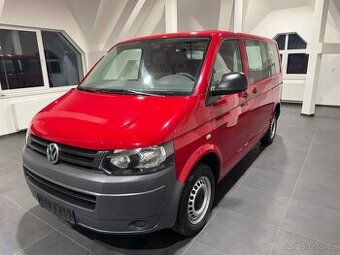 VW T5 Transporter 2.0 tdi 103kw 6-kvalt najeto orig. 95000KM
