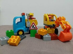 LEGO 10812 Pásový bagr a náklaďák - 1