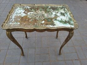 Starožitný stolek
