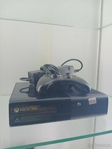 XBOX 360 slim