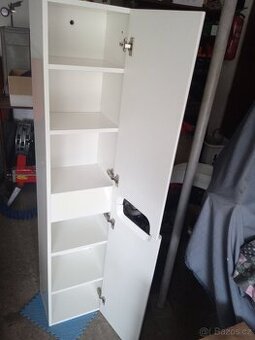 Koupelnové skříňky