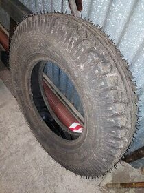 Pneu 8,25-20 NB30 14 PR
