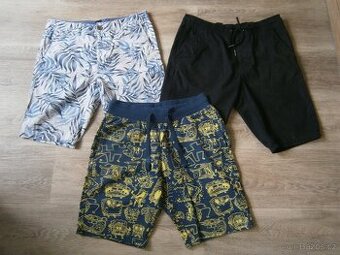 3x klučičí kraťasy vel. 32 (S/M)