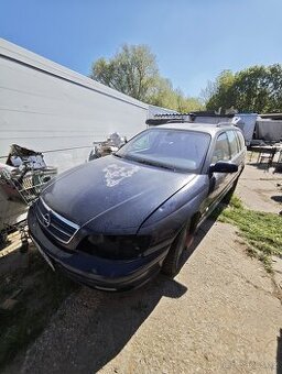 Opel omega 2.2 náhradní díly/oprava