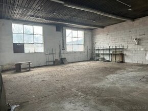 Křinec Nymbursko, hala, dílna, manipulační plocha, parking