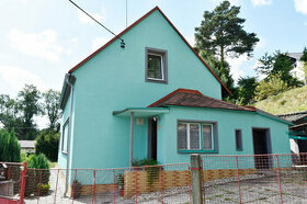 Náchod - prodej domu s garáží - 1