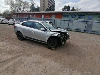 Renault Fluence 1.6i 82kw 6/2015