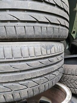 235/40R19 96W Bridgestone Potenza S001