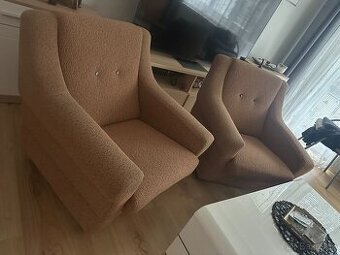 Dvě křesla na prodej v dobrém stavu 80x80x80 600kč - 1