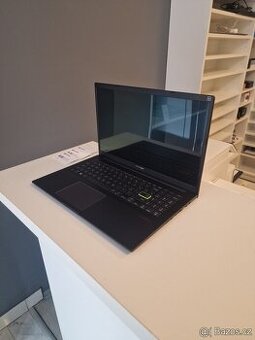 Asus VivoBook K513E