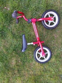 CHICCO Odrážedlo RED BULLET kolo