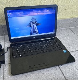 HP 15 / Intel N2815 / 4GB RAM / 500HB HDD / 15.6"