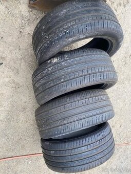 Pneu 285/45 R20