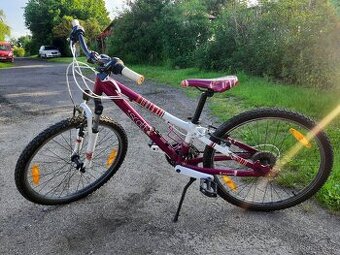 Dívčí kolo Scott Contessa Jr24