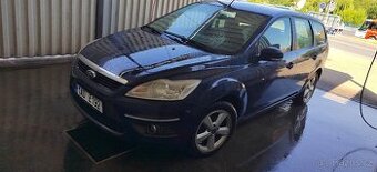 Ford focus facelift 1.6i benzín 74kw Rv 2008