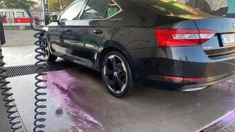 prodam vymenim skoda superb 2.0 tdi rok 2015