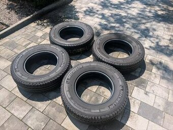 4 pneu Michelin Agilis 225/75R16CP Ducato 9-10mm