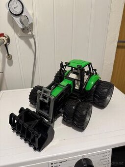 Traktor DEUTZ-FAHR Agrotron 200 - Bruder 2070