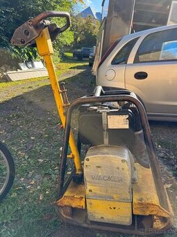 Vibrační deska Wacker DPU2950 HATZ