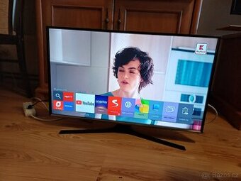 Smart TV 32" Samsung UE32J5572-úhlopříčka 80cm