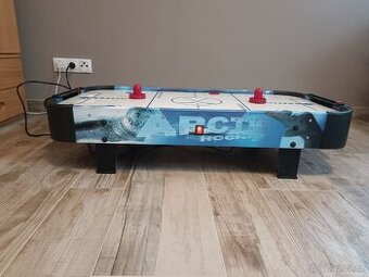 Air hockey
