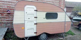 Karavan, obytný přívěs Qek Aero