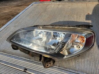 levé přední a zadní světlo Fiat Doblo 2018