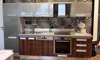 Kuchyňská linka NOVÁ